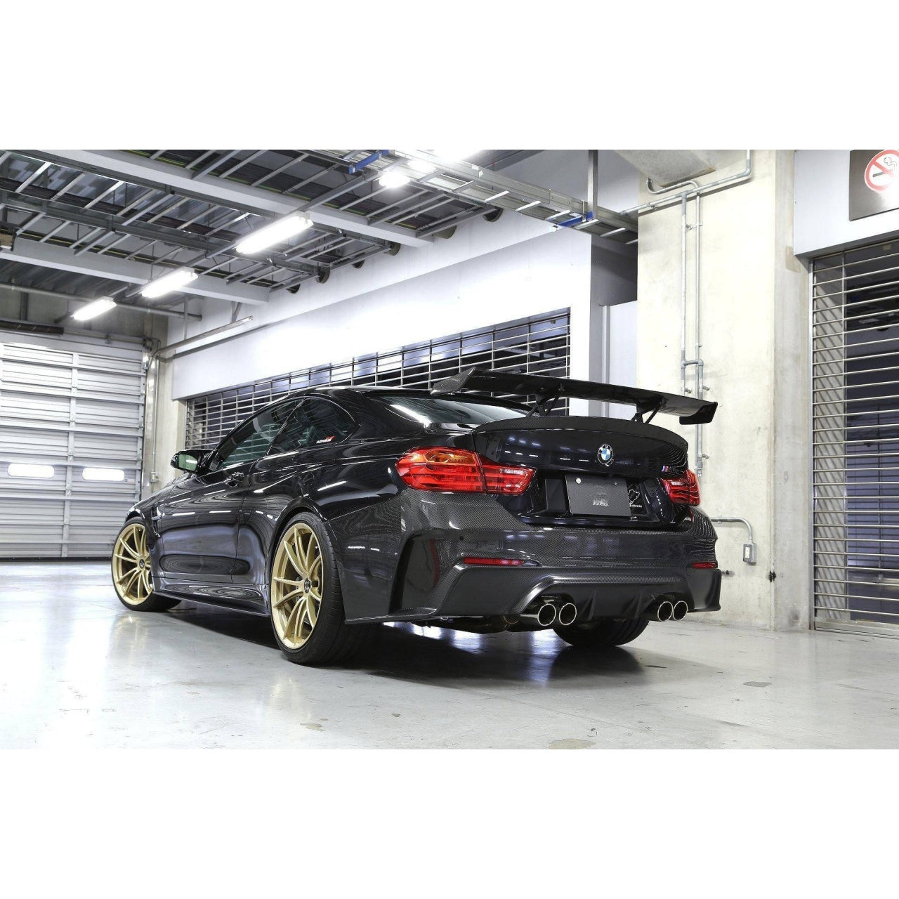 Carbon Fibre Rear Bumper for BMW M4 (2015-2020, F82 F83)