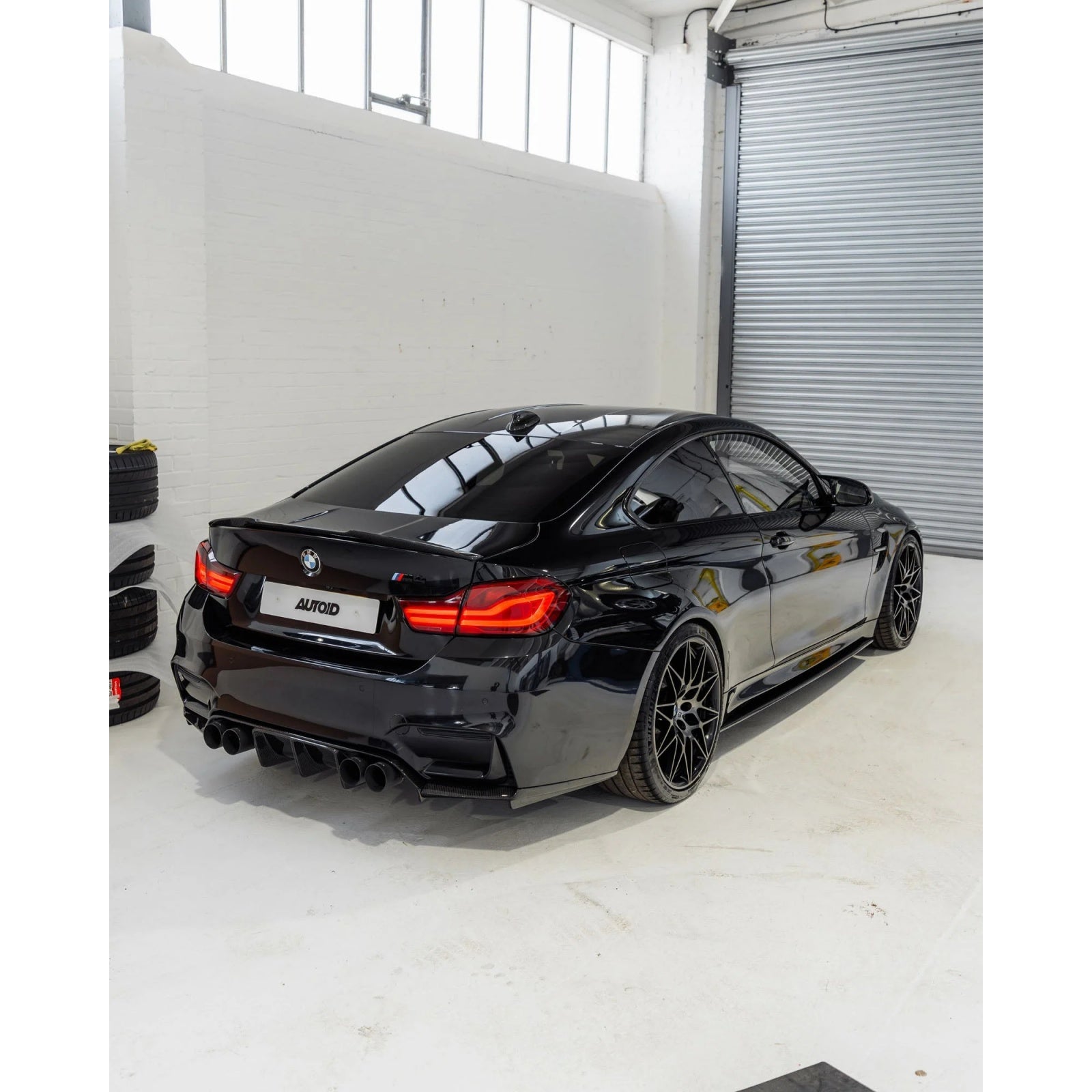 Yahua BMW M3 F80 & M4 F82 Pre-Preg Carbon Fibre Side Skirts (2014-2020)