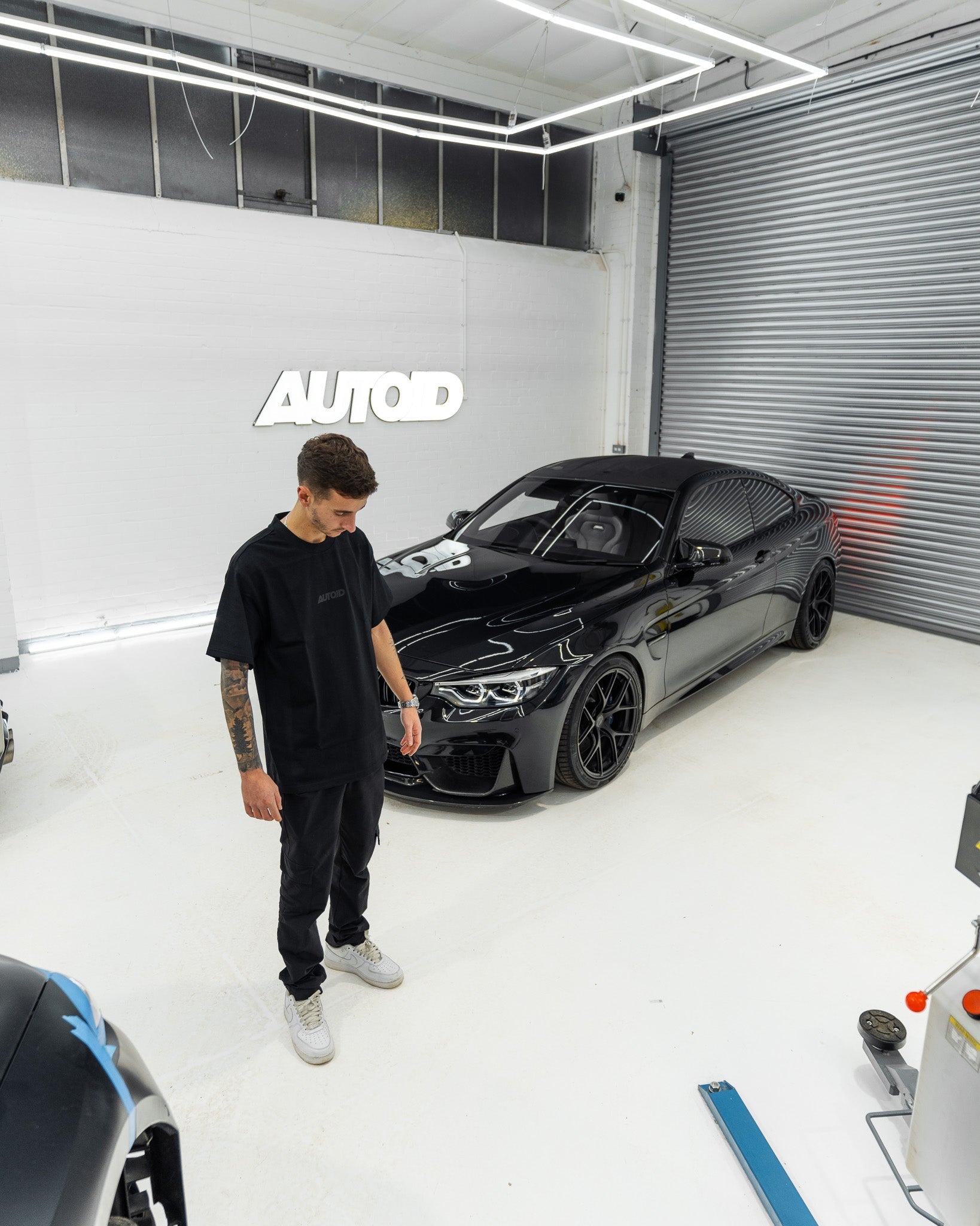 AUTOID Heavy Logo Tee - Black Out