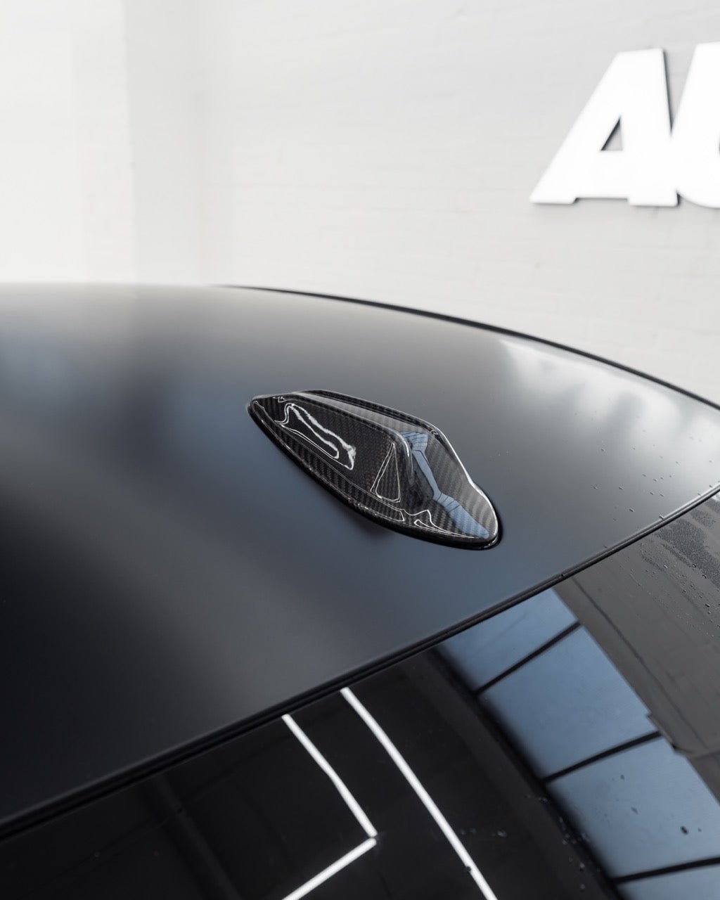 Yahua BMW 2 / 3 / 4 Series, M2, M3 & M4 G82 LCI Models Pre-Preg Carbon Fibre Shark Fin Aerial Cover (2023+)