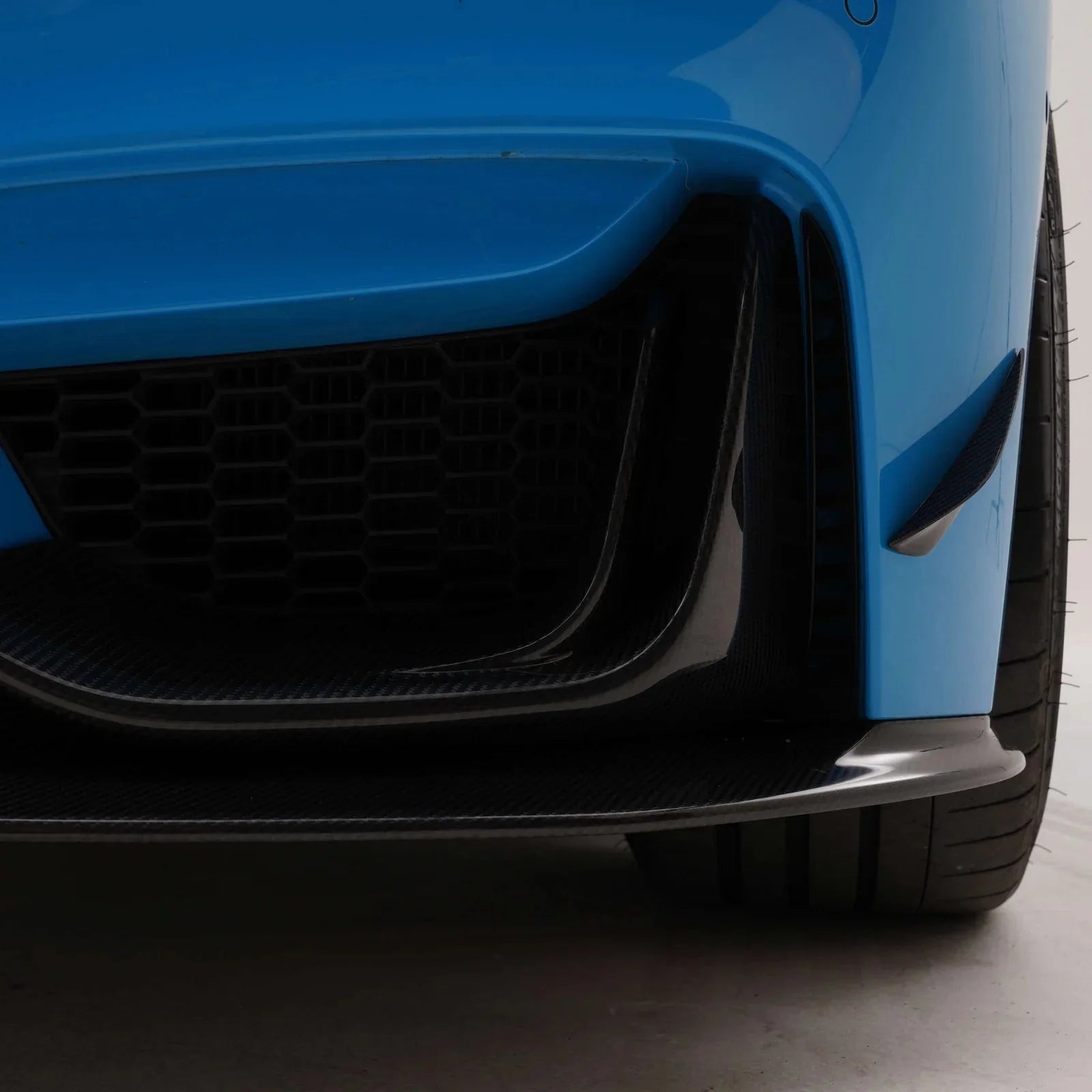 Yahua BMW M3 F80 & M4 F82 Pre-Preg Carbon Fibre Front Bumper Canards (2014-2020)