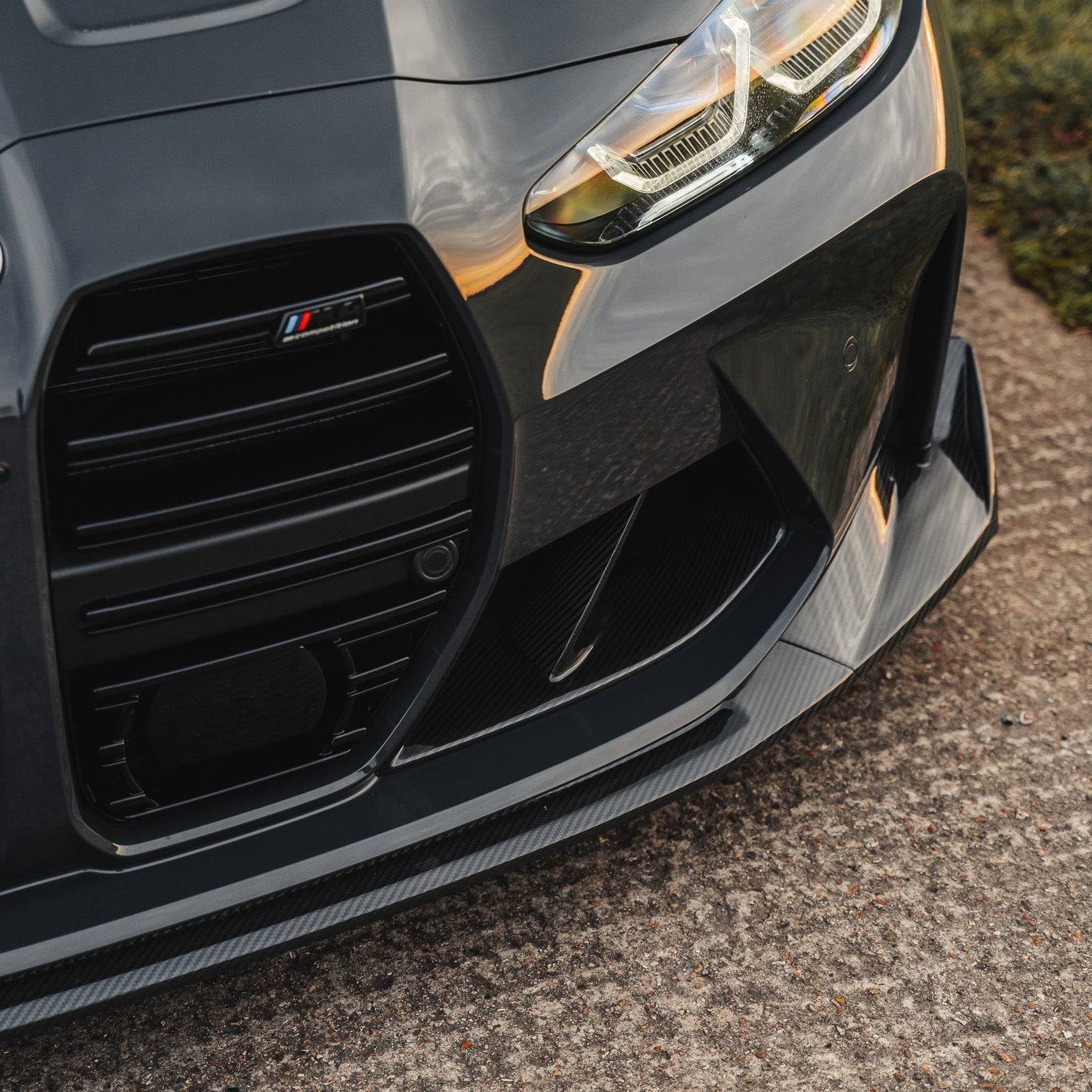 Yahua BMW M3 G80 G81 & BMW M4 G82 G83 Pre-Preg Carbon Fibre T-CSL Front Splitter (2021+)
