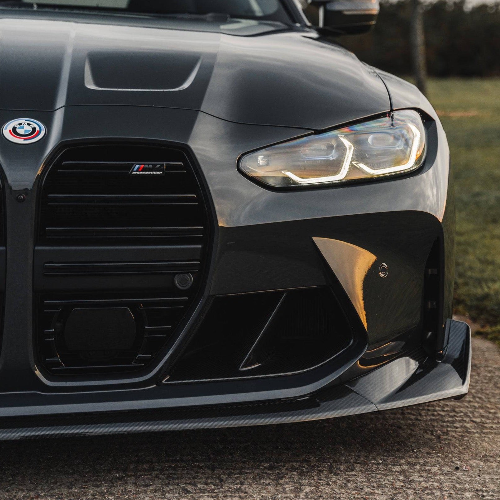 Yahua BMW M3 G80 G81 & BMW M4 G82 G83 Pre-Preg Carbon Fibre T-CSL Front Splitter (2021+)