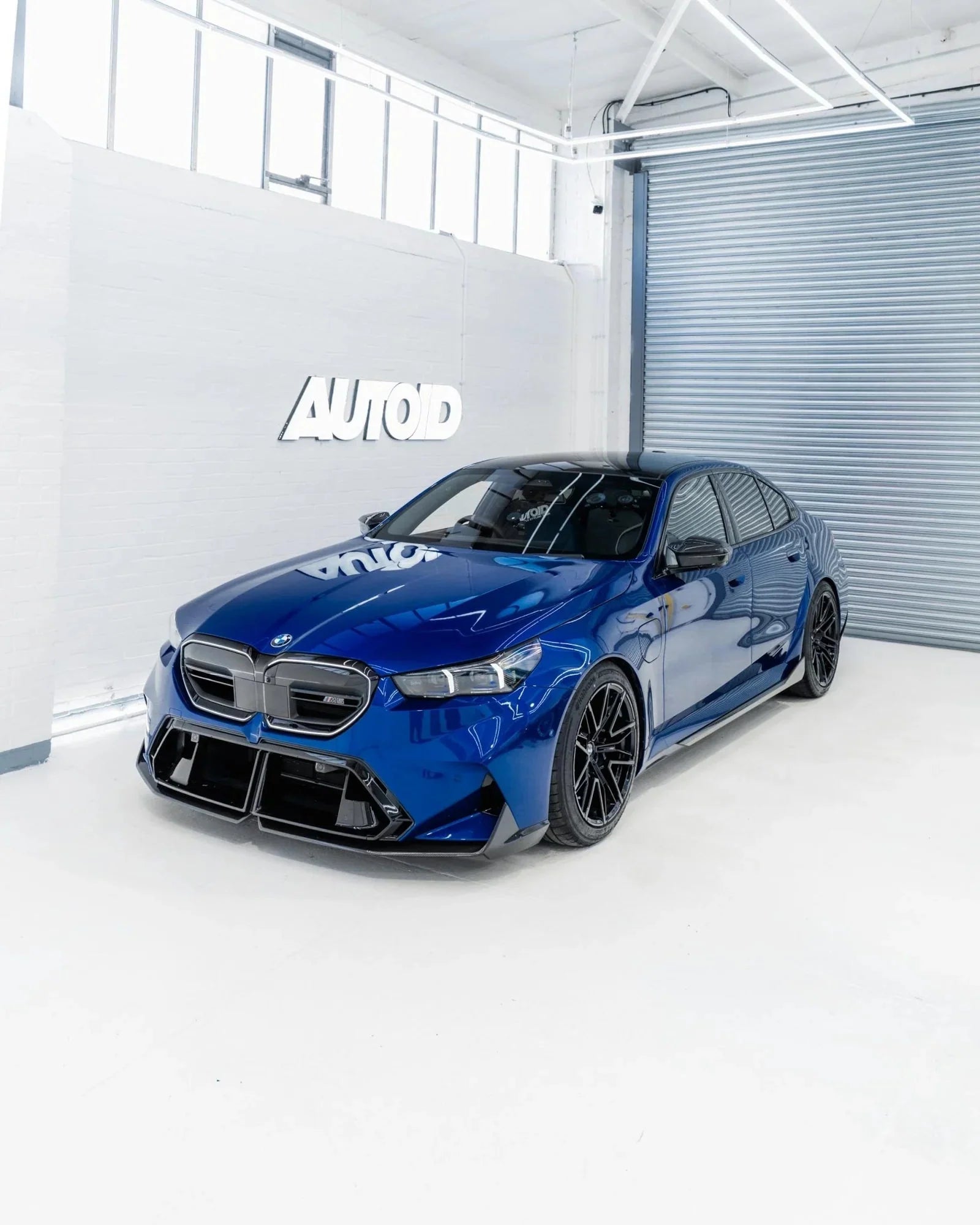 Yahua BMW M5 G90 G99 Pre-Preg Carbon Fibre Body Kit (2024+)