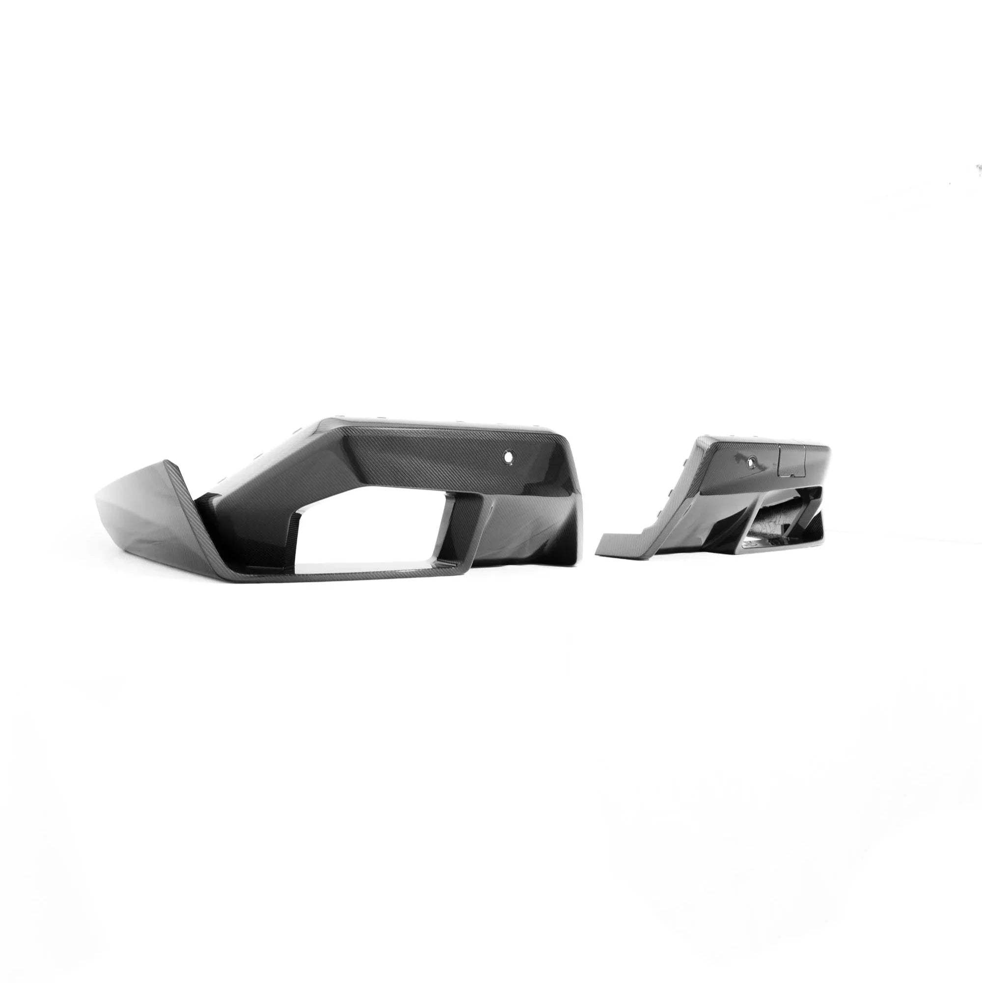Yahua BMW M5 G90 G99 Pre-Preg Carbon Fibre Body Kit (2024+)