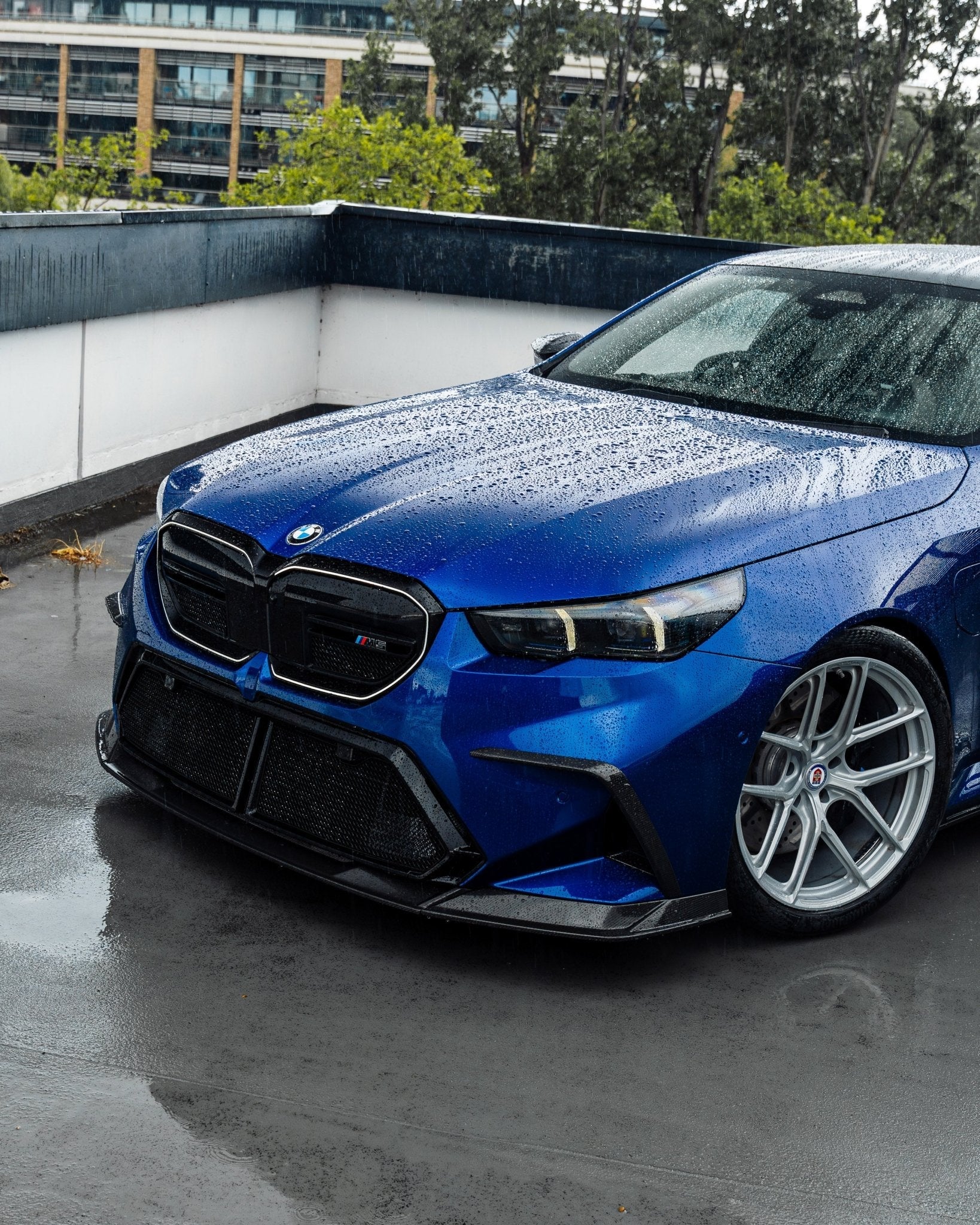 Yahua BMW M5 G90 G99 Pre-Preg Carbon Fibre PR-1 Front Lip