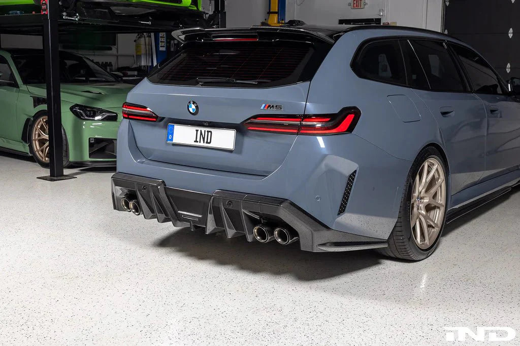 Yahua BMW M5 G90 G99 Pre-Preg Carbon Fibre PR-1 Rear Diffuser