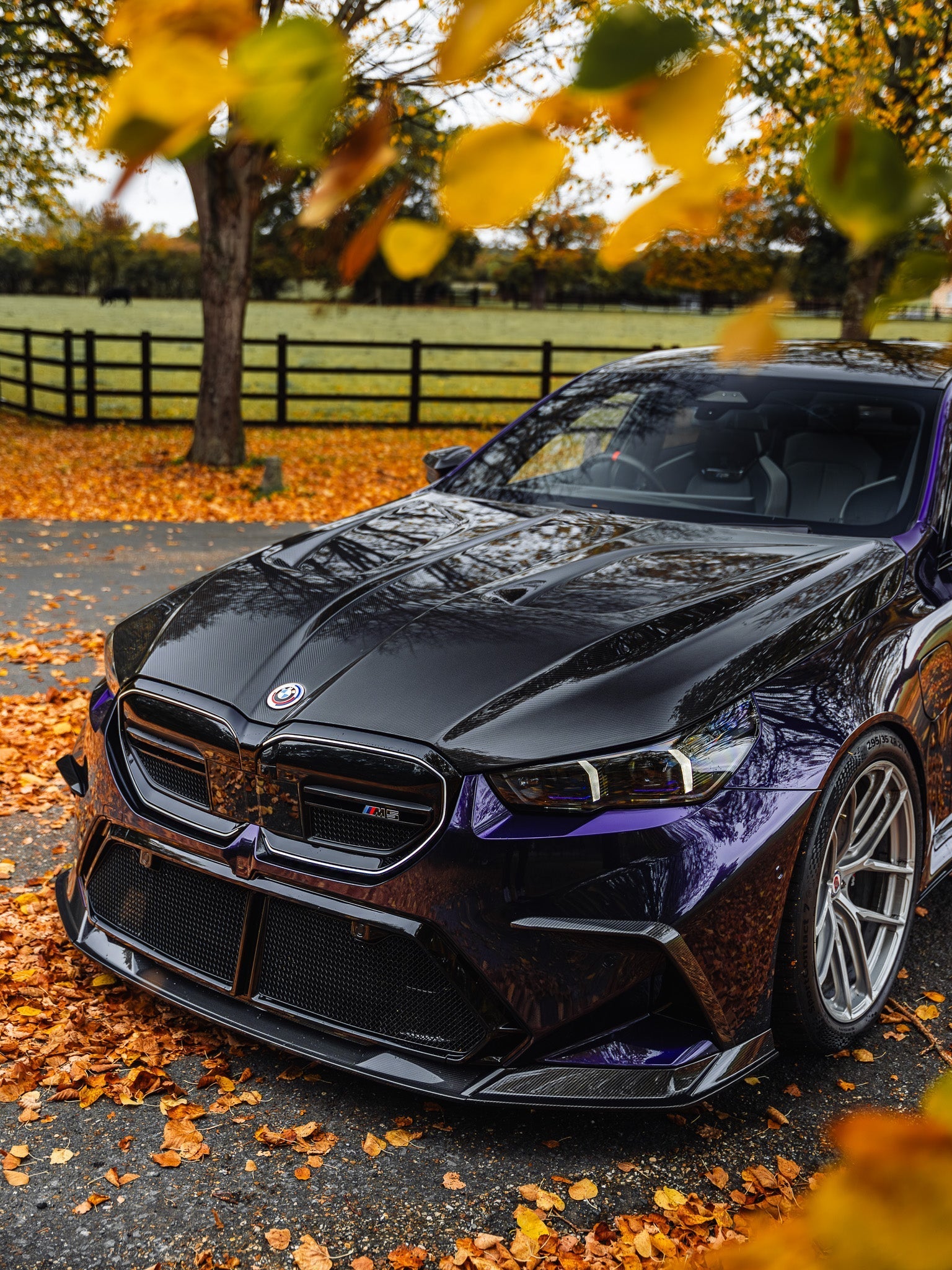 Yahua BMW M5 G90 G99 Pre-Preg Gloss Carbon Fibre GT Front Bonnet
