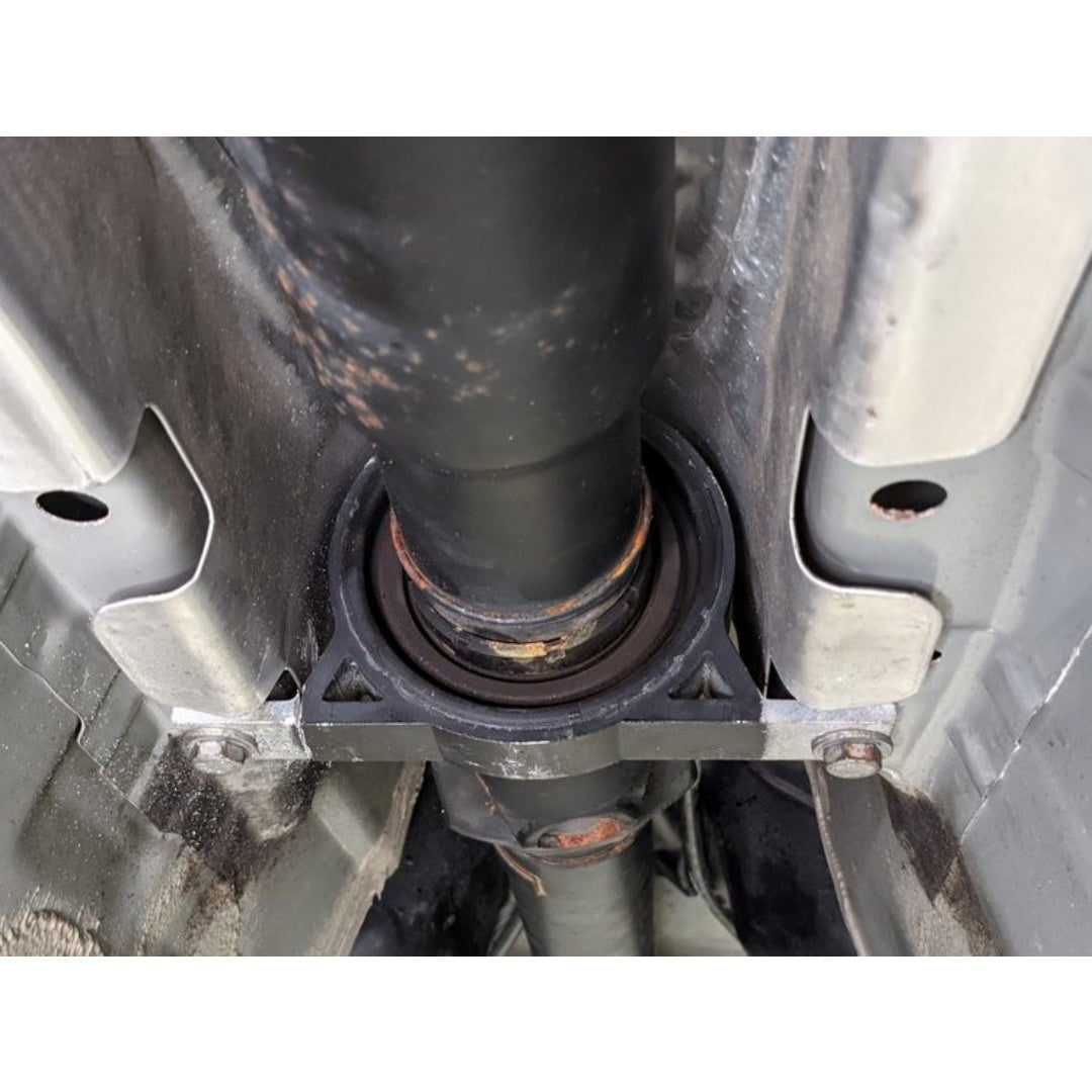 JXB Driveshaft Carrier - E60/E61/E63/E64/E83 (Non-M Models) - Both Bushings