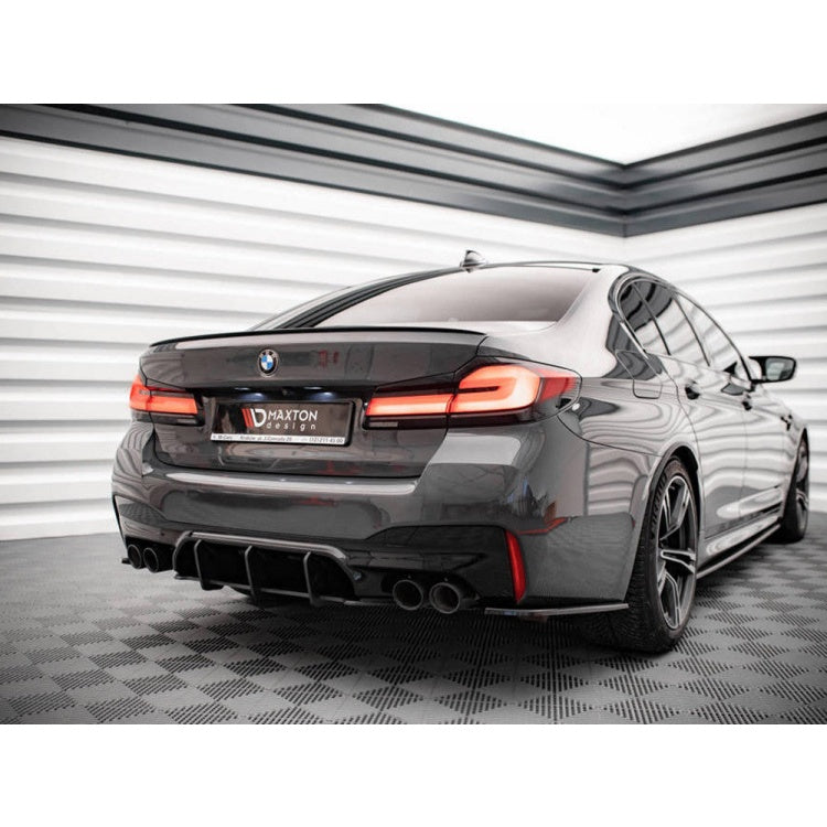 Yahua Black Street Pro Rear Diffuser BMW M5 G90 (2017-2020)