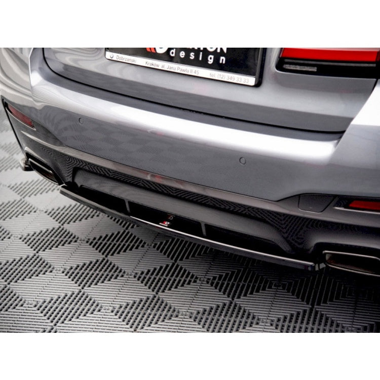 Yahua Gloss Black Central Rear Splitter BMW 5 G30 Facelift M-Pack (2020-)
