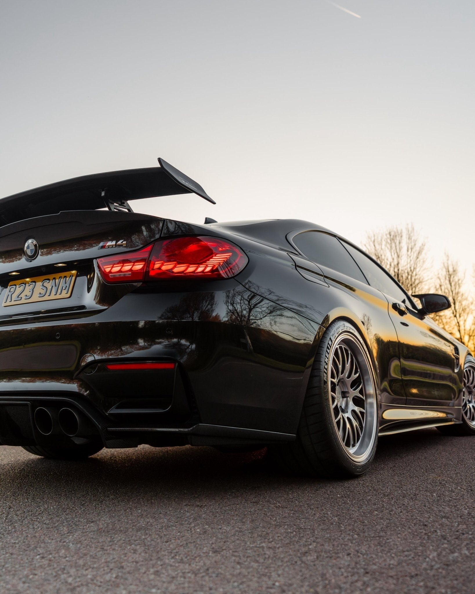 Yahua TR87 V2 Pre-Preg Carbon Fibre Rear Wing